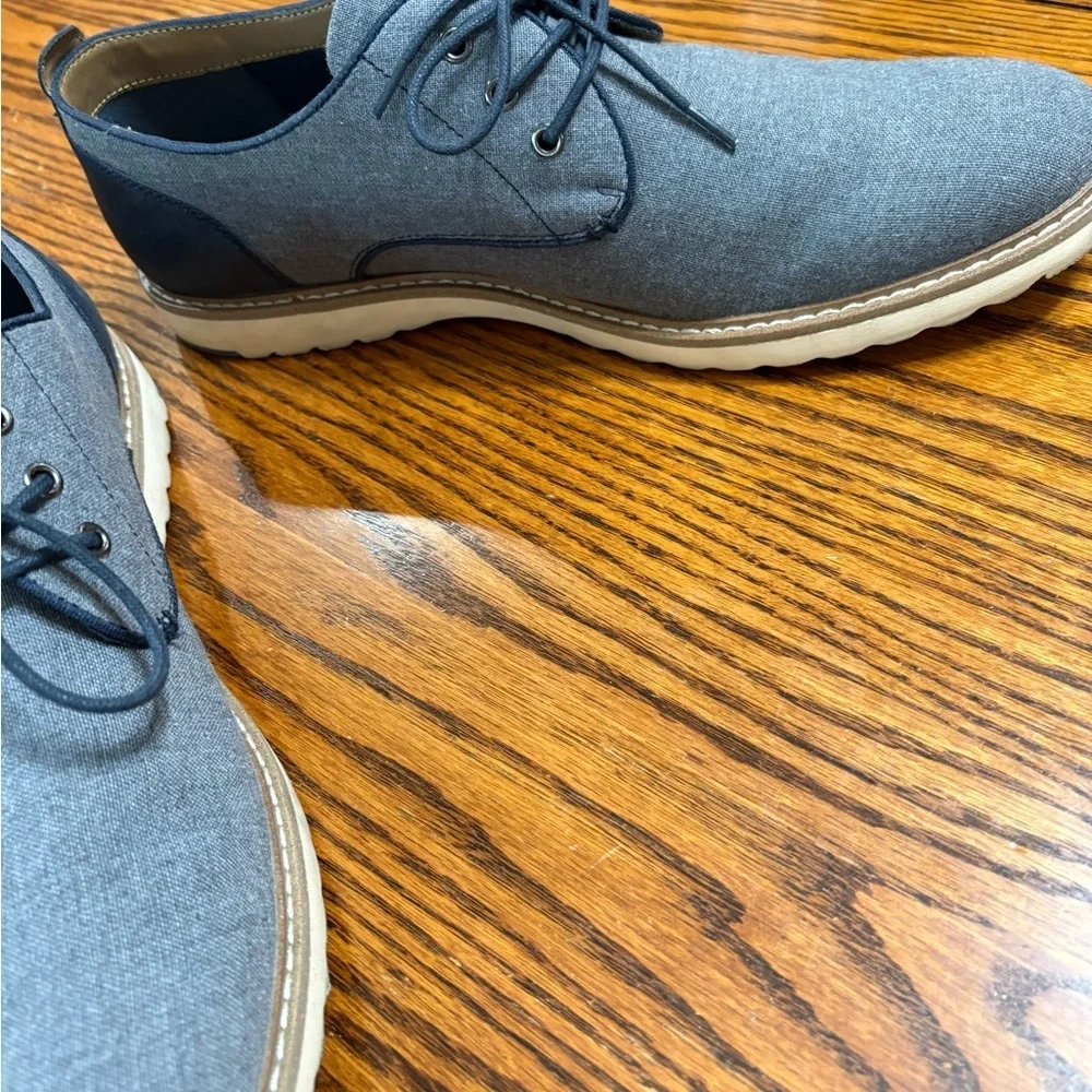 ARTEFACT SIZE 12 LIKE NEW MENS BLUE LACE UP SHOE